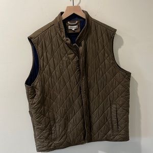 Peter Millar Quilted Travel Vest - size XL - Brown